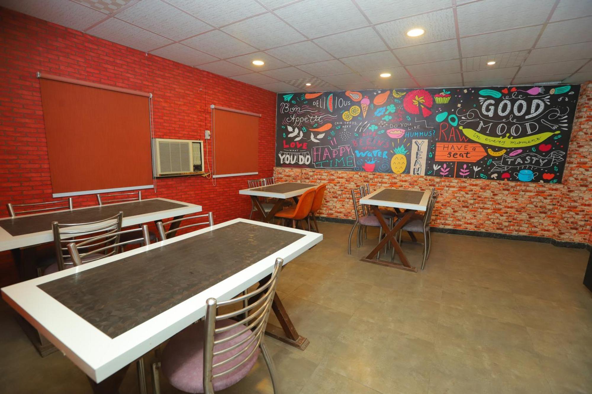 Hotel Almora Inn - Near By Delhi International Airport - With Free Airport Pickup And Drop New Delhi Extérieur photo