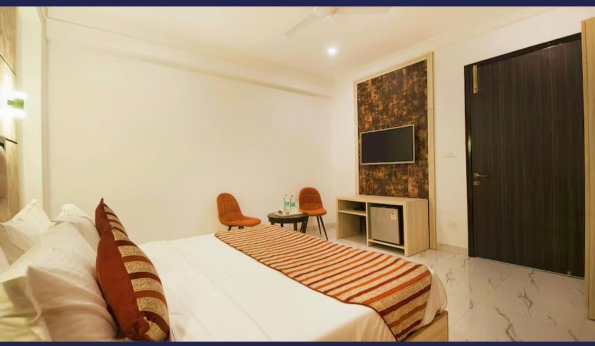 Hotel Almora Inn - Near By Delhi International Airport - With Free Airport Pickup And Drop New Delhi Extérieur photo
