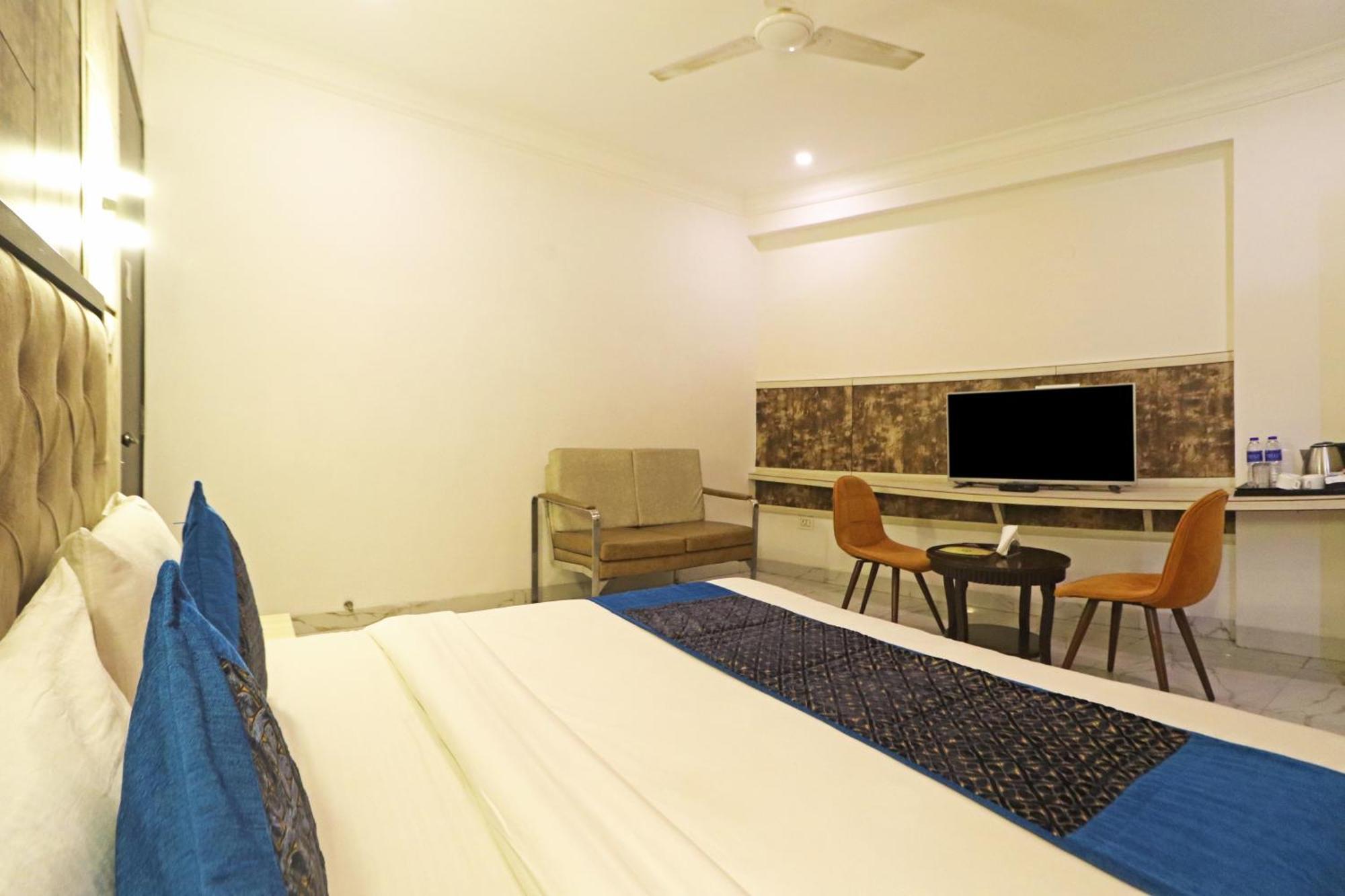 Hotel Almora Inn - Near By Delhi International Airport - With Free Airport Pickup And Drop New Delhi Extérieur photo