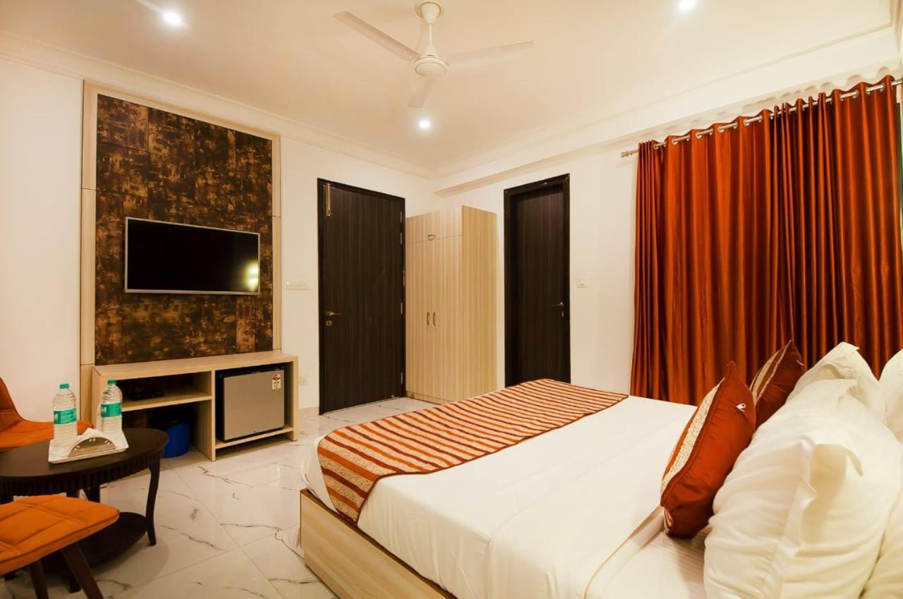 Hotel Almora Inn - Near By Delhi International Airport - With Free Airport Pickup And Drop New Delhi Extérieur photo