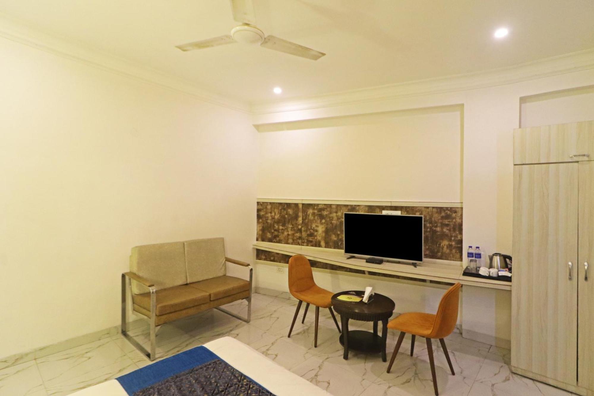 Hotel Almora Inn - Near By Delhi International Airport - With Free Airport Pickup And Drop New Delhi Extérieur photo