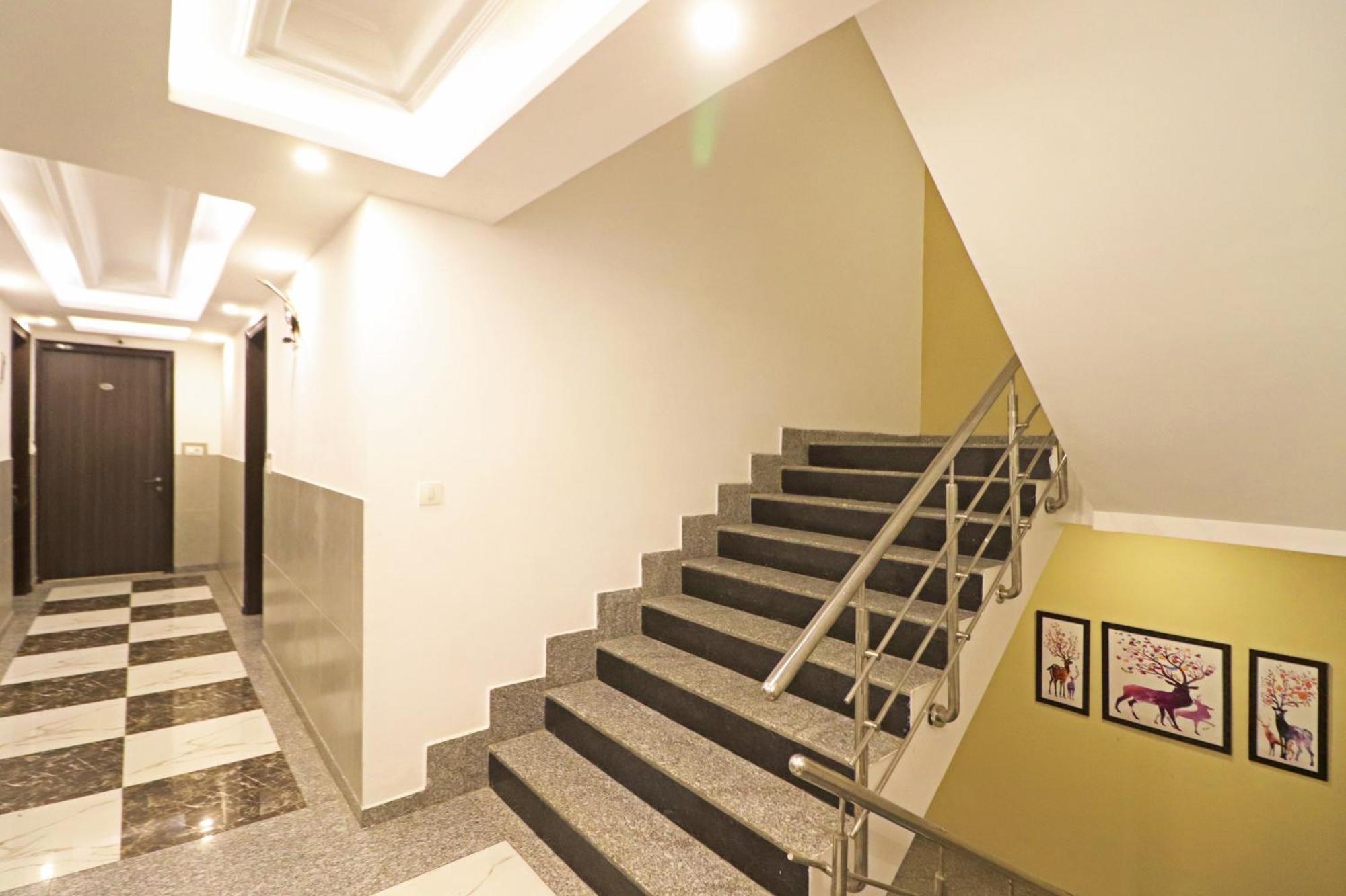 Hotel Almora Inn - Near By Delhi International Airport - With Free Airport Pickup And Drop New Delhi Extérieur photo