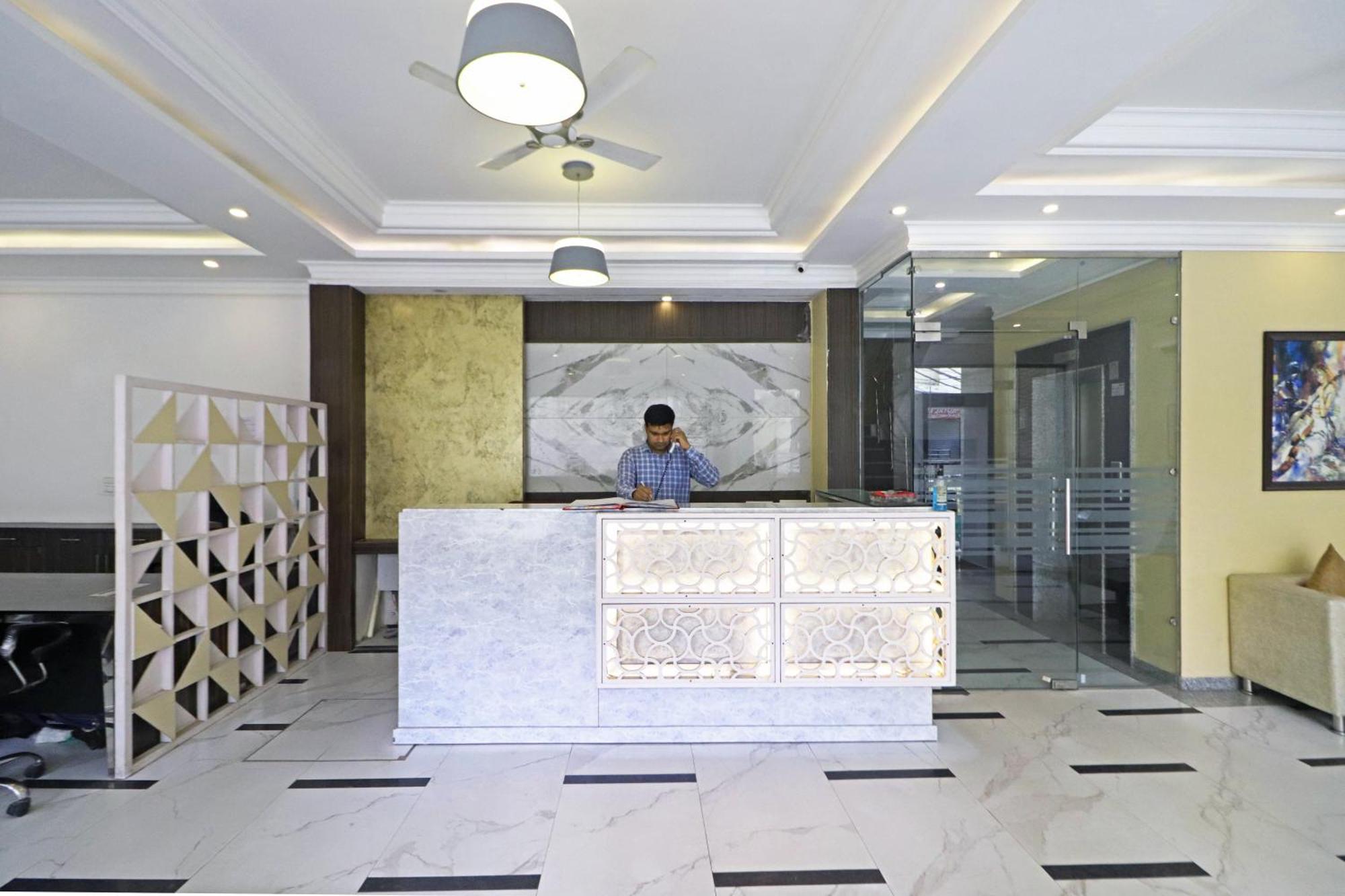 Hotel Almora Inn - Near By Delhi International Airport - With Free Airport Pickup And Drop New Delhi Extérieur photo