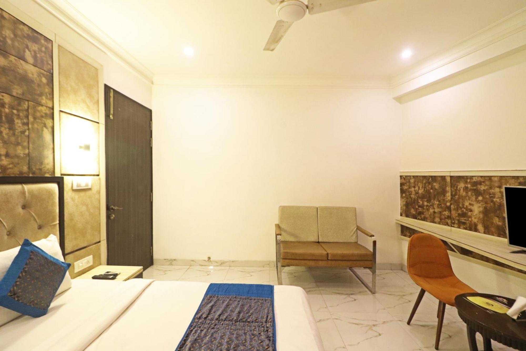 Hotel Almora Inn - Near By Delhi International Airport - With Free Airport Pickup And Drop New Delhi Extérieur photo