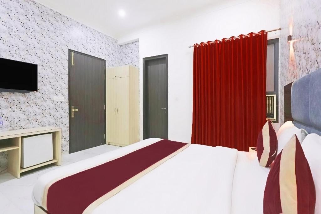 Hotel Almora Inn - Near By Delhi International Airport - With Free Airport Pickup And Drop New Delhi Extérieur photo