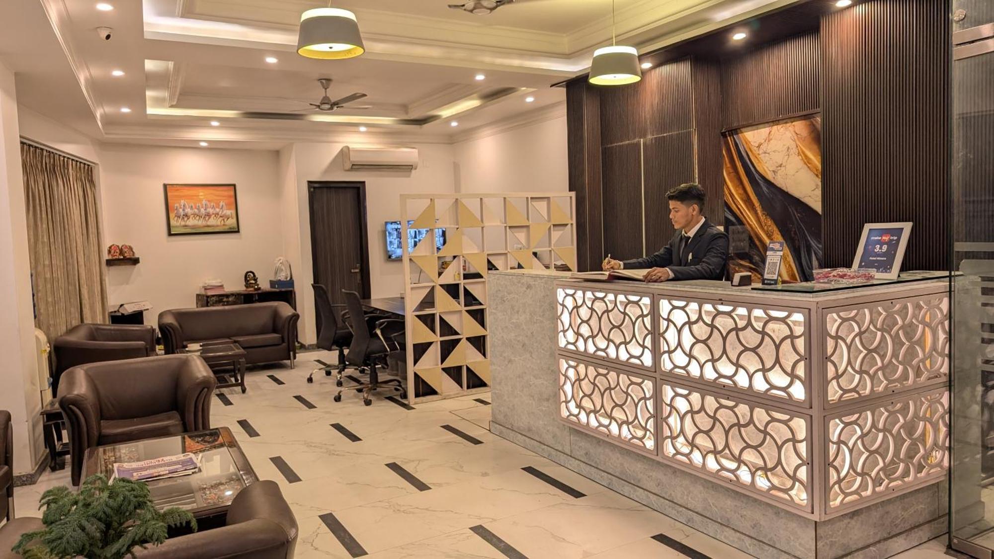 Hotel Almora Inn - Near By Delhi International Airport - With Free Airport Pickup And Drop New Delhi Extérieur photo